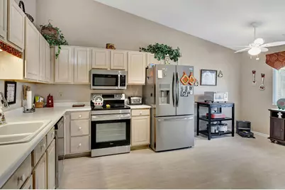 2452 Hickory Glen Lane, Burlington, KY 41005 - Photo 13