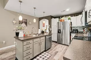 2396 Paragon Mill Dr, Burlington, KY 41005 - Photo 9