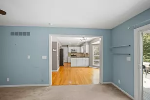 3287 Kingsburg Ct, Erlanger, KY 41018 - Photo 7