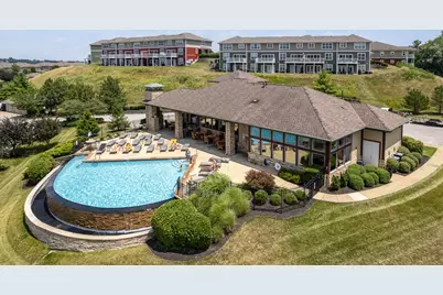 567 Riverpointe Drive #2, Dayton, KY 41074 - Photo 3