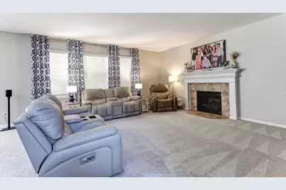 8604 Treeline Drive, Florence, KY 41042 - Photo 7