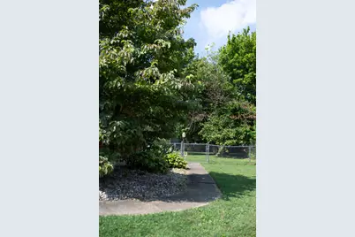 14 Lacresta Drive, Florence, KY 41042 - Photo 3