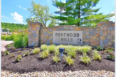 370 Timber Ridge Drive #1, Wilder, KY 41071 - Photo 1