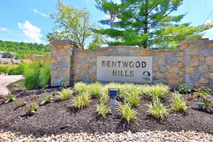 370 Timber Ridge Dr, Wilder, KY 41071 - Photo 1