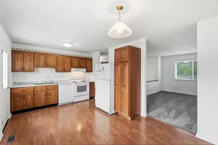 348 Merravay Dr, Florence, KY 41042 - Photo 3