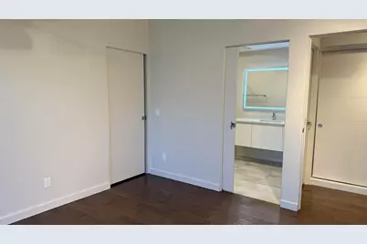 120 Main Street #212, Newport, KY 41071 - Photo 7
