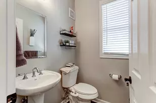 8604 Treeline Dr, Florence, KY 41042 - Photo 17