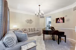 8604 Treeline Dr, Florence, KY 41042 - Photo 3