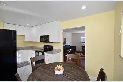 16 E 43rd Street, Latonia, KY 41015 - Photo 9