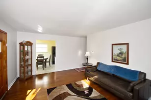 16 E 43rd St, Latonia, KY 41015 - Photo 5