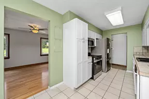 1129 Cayton Rd, Florence, KY 41042 - Photo 3