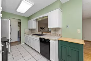 1129 Cayton Rd, Florence, KY 41042 - Photo 9