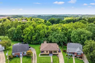 153 Garden Way, Fort Thomas, KY 41075 - Photo 21