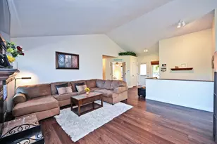 813 Valley Trails Dr, Villa Hills, KY 41017 - Photo 7
