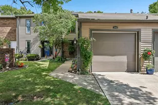 2902 Prospect Point Dr, Villa Hills, KY 41017 - Photo 1