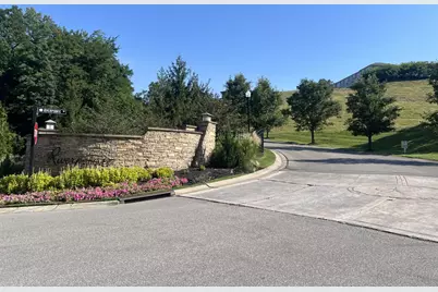 358 Riverpointe Drive #9, Dayton, KY 41074 - Photo 5
