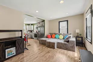 100 Sanders Dr, Florence, KY 41042 - Photo 7