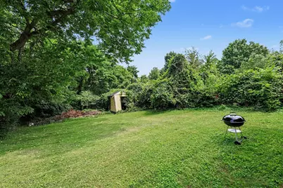 100 Sanders Drive, Florence, KY 41042 - Photo 5