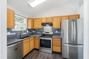 2652 Majestic Prince Dr, Burlington, KY 41005 - Photo 13