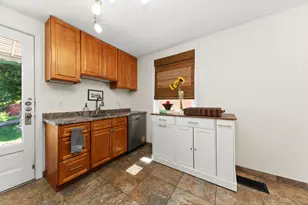 56 Parkview Ave, Newport, KY 41071 - Photo 17