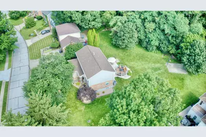 2064 Periwinkle Court, Crescent Springs, KY 41017 - Photo 13