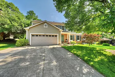 2064 Periwinkle Court, Crescent Springs, KY 41017 - Photo 3
