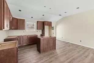 123 Summerfield Dr, Dry Ridge, KY 41035 - Photo 7