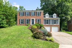 2072 Periwinkle Ct, Crescent Springs, KY 41017 - Photo 1