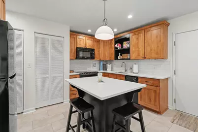 323 E 2nd Street #105, Covington, KY 41011 - Photo 7