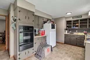 237 Elm St, Falmouth, KY 41040 - Photo 7