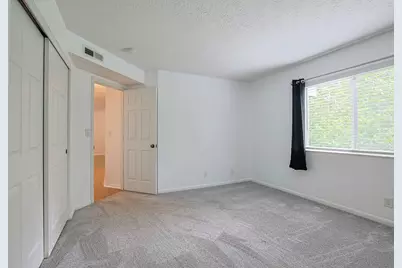 2118 Castlebar Court #104, Crescent Springs, KY 41017 - Photo 25
