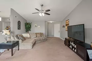 301 Spyglass Ct, Wilder, KY 41076 - Photo 3