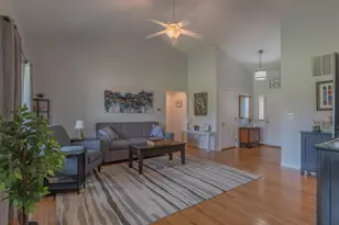 6396 Deermeade Dr, Florence, KY 41042 - Photo 7