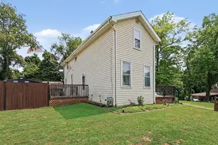550 Park St, Crescent Springs, KY 41017 - Photo 1