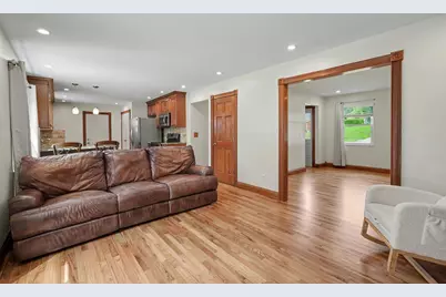 156 Burgess Lane, Florence, KY 41042 - Photo 3