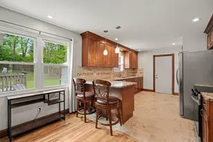 156 Burgess Ln, Florence, KY 41042 - Photo 7