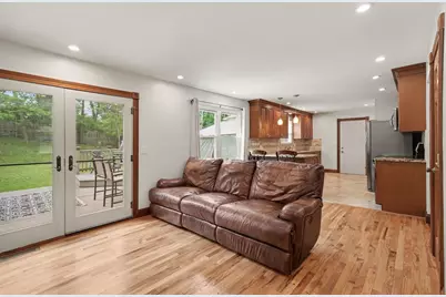 156 Burgess Lane, Florence, KY 41042 - Photo 5