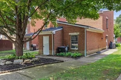 230 W 8th Street, Newport, KY 41071 - Photo 21
