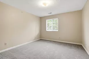 561 Napa Valley Ln, Crestview Hills, KY 41017 - Photo 19