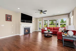 1332 Woodlawn Ct, Union, KY 41091 - Photo 9