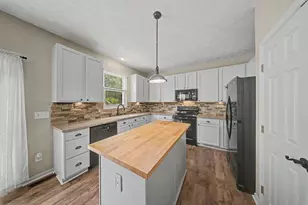 9738 Cherbourg Dr, Union, KY 41091 - Photo 13