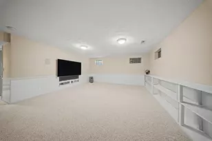 9738 Cherbourg Dr, Union, KY 41091 - Photo 31