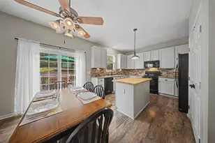 9738 Cherbourg Dr, Union, KY 41091 - Photo 11