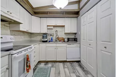 6367 Thistlewood Lane, Burlington, KY 41005 - Photo 11