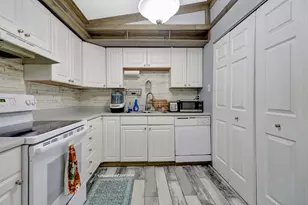 6367 Thistlewood Ln, Burlington, KY 41005 - Photo 11
