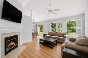 1886 Cliffview Ln, Florence, KY 41042 - Photo 5
