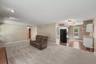 308 Chelsea Square, Florence, KY 41042 - Photo 11