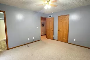216 Southern Dr, Williamstown, KY 41097 - Photo 9