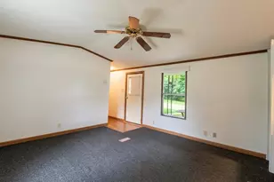 7680 Stewartsville Rd, Williamstown, KY 41097 - Photo 5