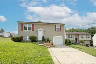 2649 Ridgecrest Ln, Covington, KY 41017 - Photo 1